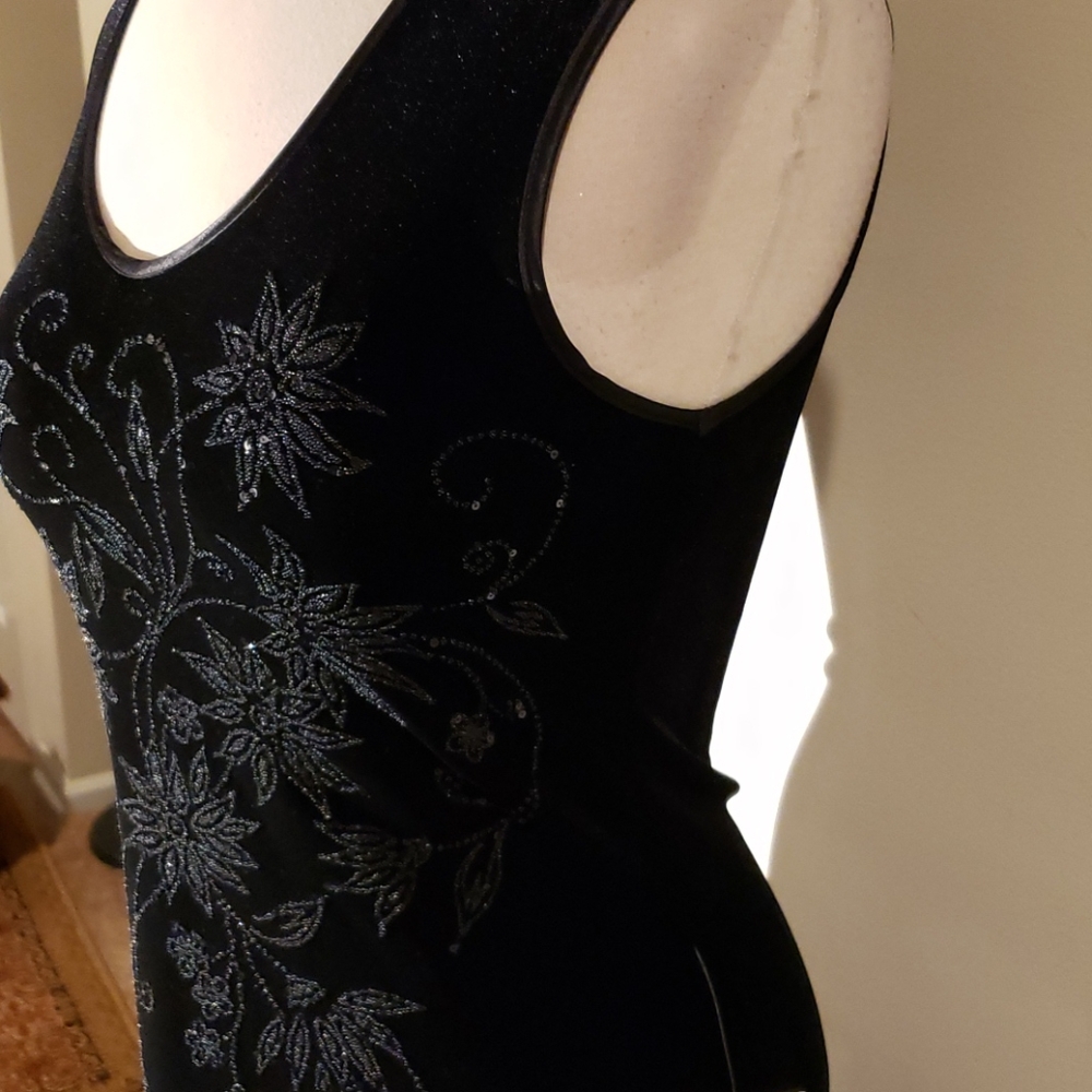 FASHION BUG DRESS - Picture 9 of 15